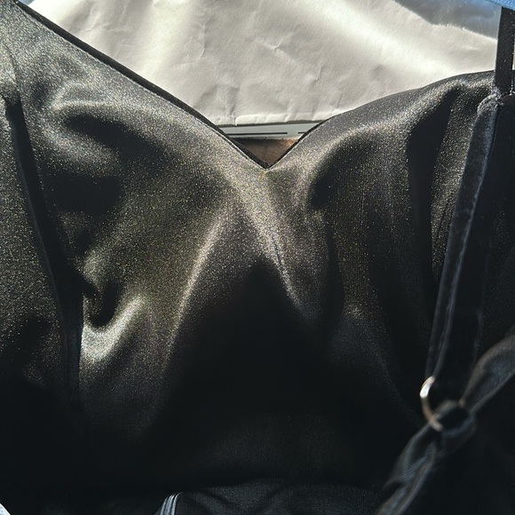 Revelry Rory Black Velvet Dress size 12 - Picture 7 of 7